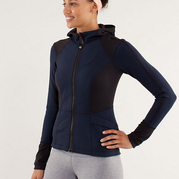 lululemon athletica Jackets & Blazers - Lululemon Studio Surf Jacket sz 10